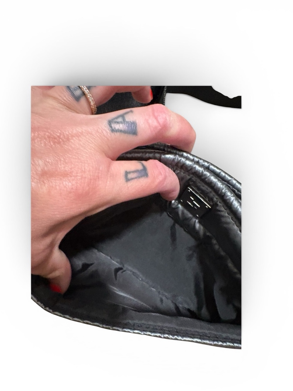 THINK ROYLN Bum Bag 2.0 Quilted Crossbody Bag in Liquid Charcoal - Picture 5 of 6